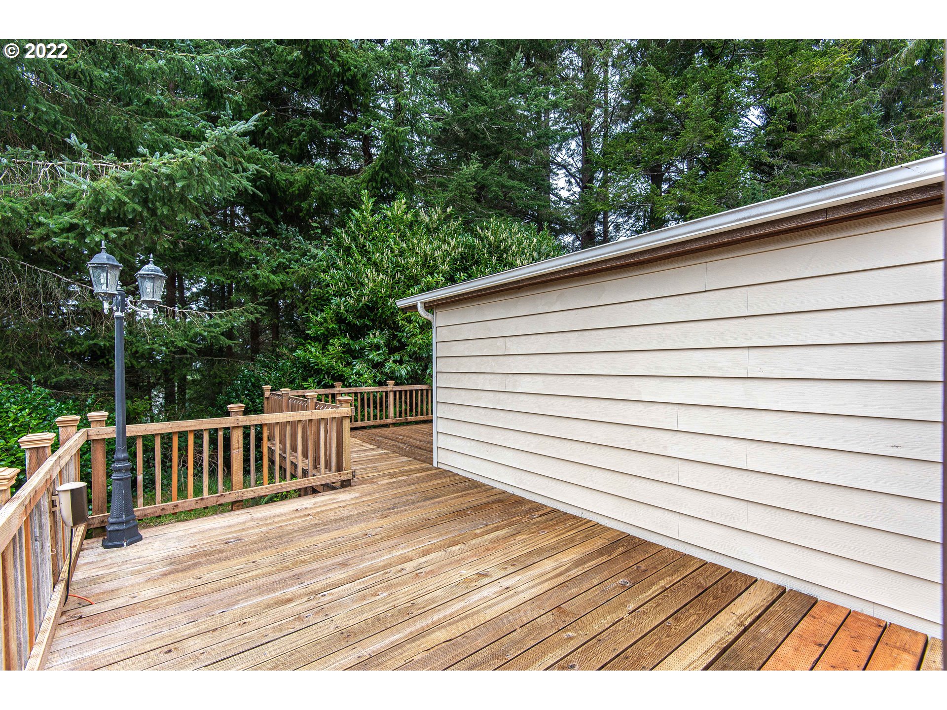 69822 Stage Road North Bend, OR 97459 - Photo 30 of 32 Gallery Image 30