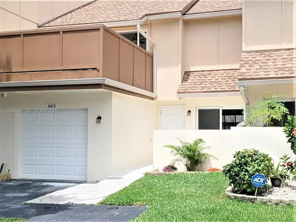 $2,980 | 843 Northwest 81st Avenue, Unit 7, Plantation, FL 33324