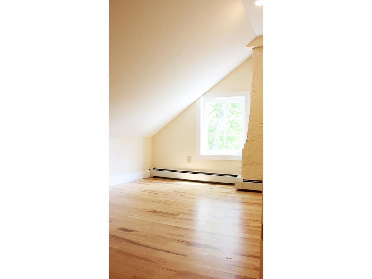 155 Maple Street Burlington, VT 05401 - Photo 20 of 40