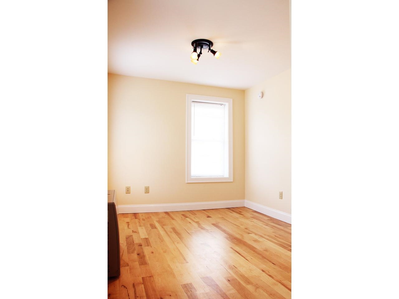 155 Maple Street Burlington, VT 05401 - Photo 21 of 40
