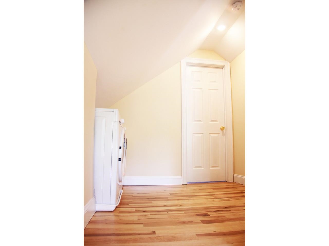155 Maple Street Burlington, VT 05401 - Photo 22 of 40