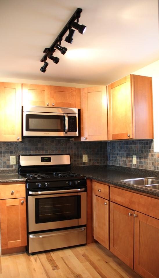 155 Maple Street Burlington, VT 05401 - Photo 28 of 40