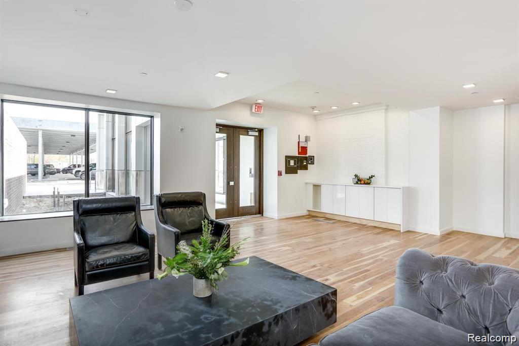 1454 Townsend Street, Unit 101 Detroit, MI 48214 - Photo 4 of 22