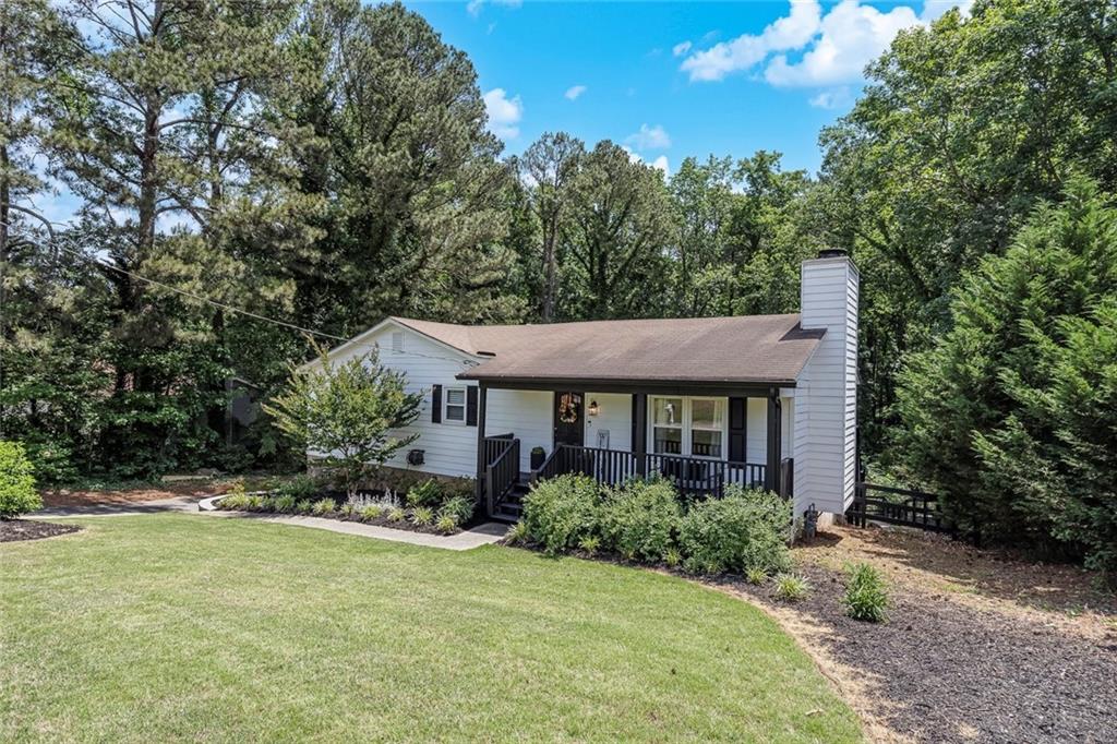 1748 Toonigh Road Canton, GA 30115 - Photo 4 of 47