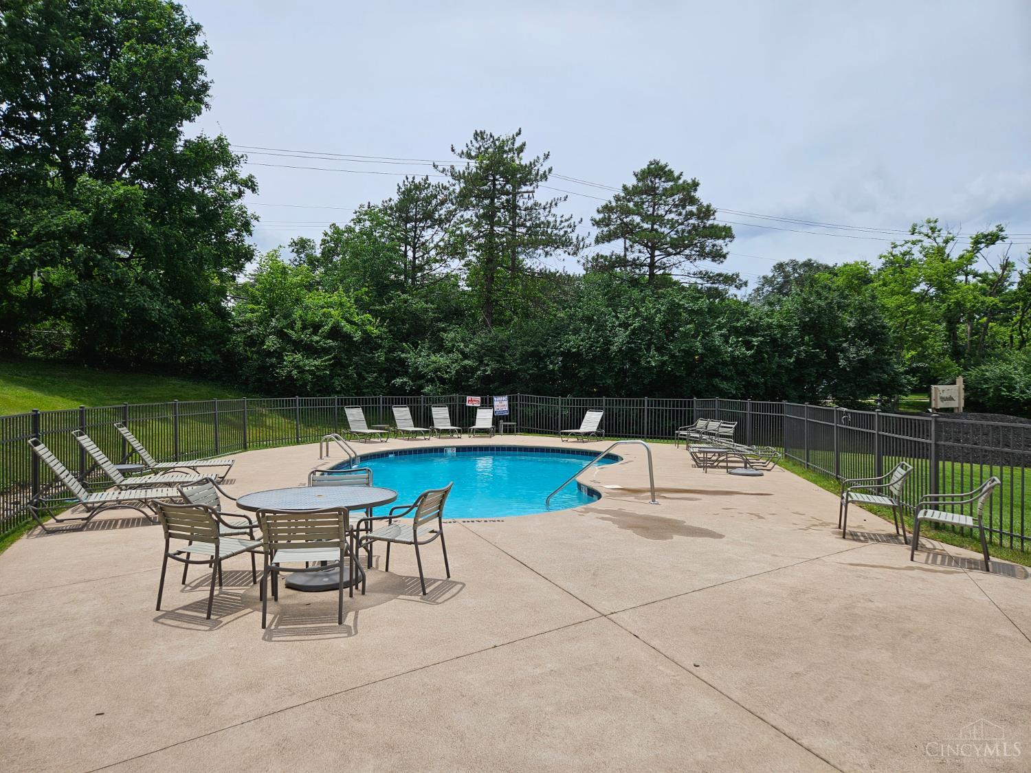 7280 East Galbraith Road, Unit 22B Cincinnati, OH 45243 - Photo 36 of 38