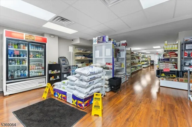 $350,000 | 405 South Main Street, Phillipsburg, NJ 08865