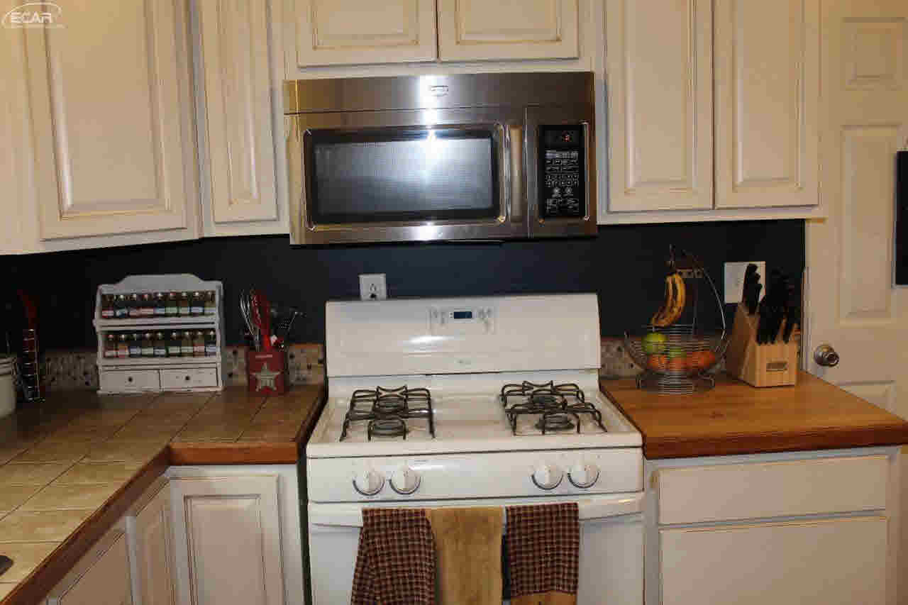 10375 Wenn Road Birch Run, MI 48415 - Photo 12 of 36 21254349-11.JPG