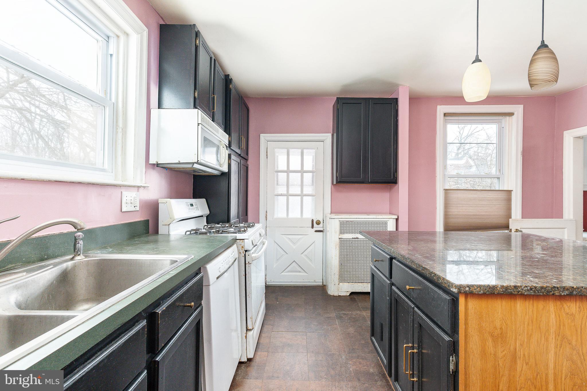 7042 Greene Street Philadelphia, PA 19119 - Photo 8 of 17 kitchen