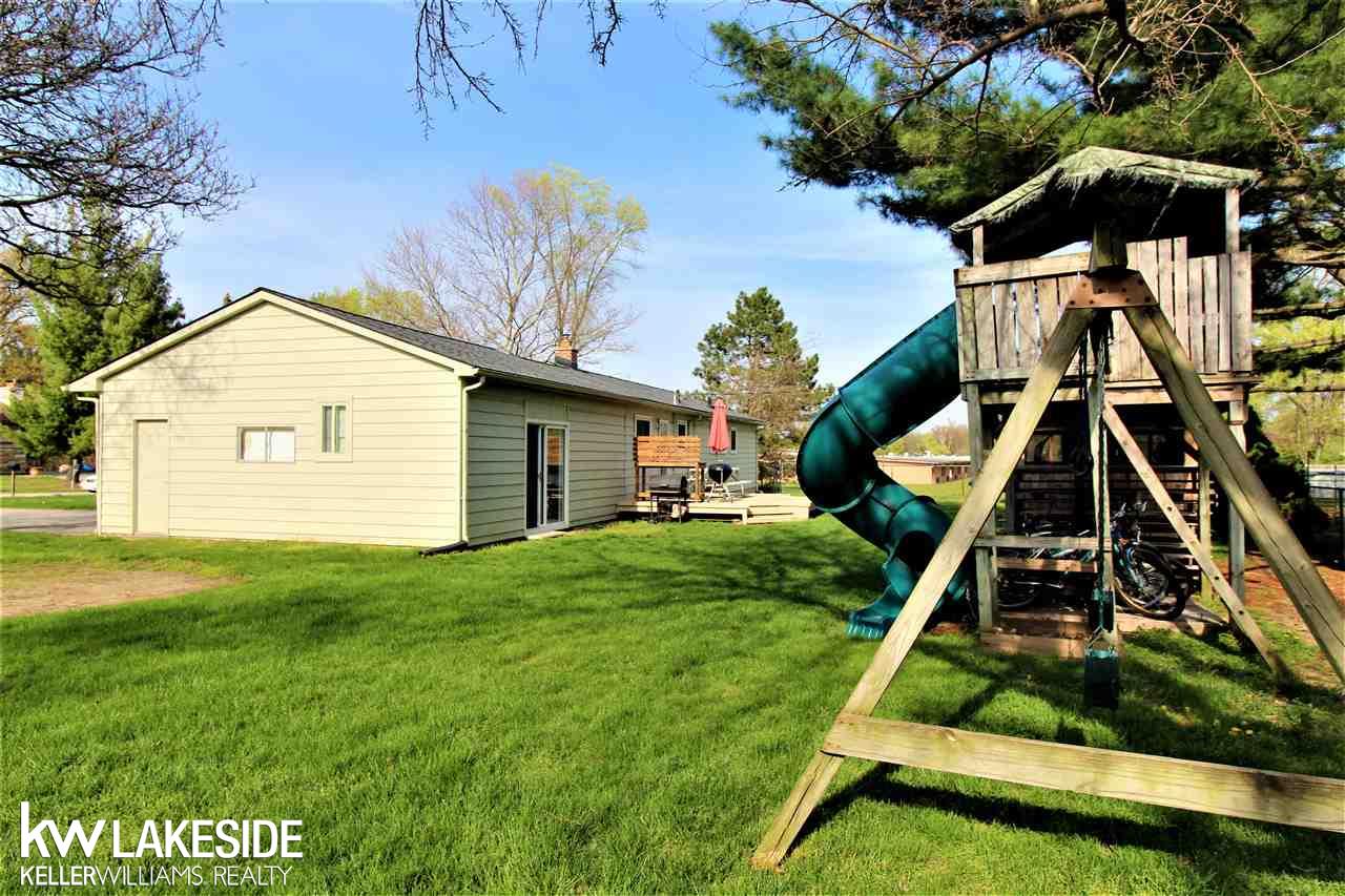 8242 Rondale Drive Utica, MI 48316 - Photo 3 of 22
