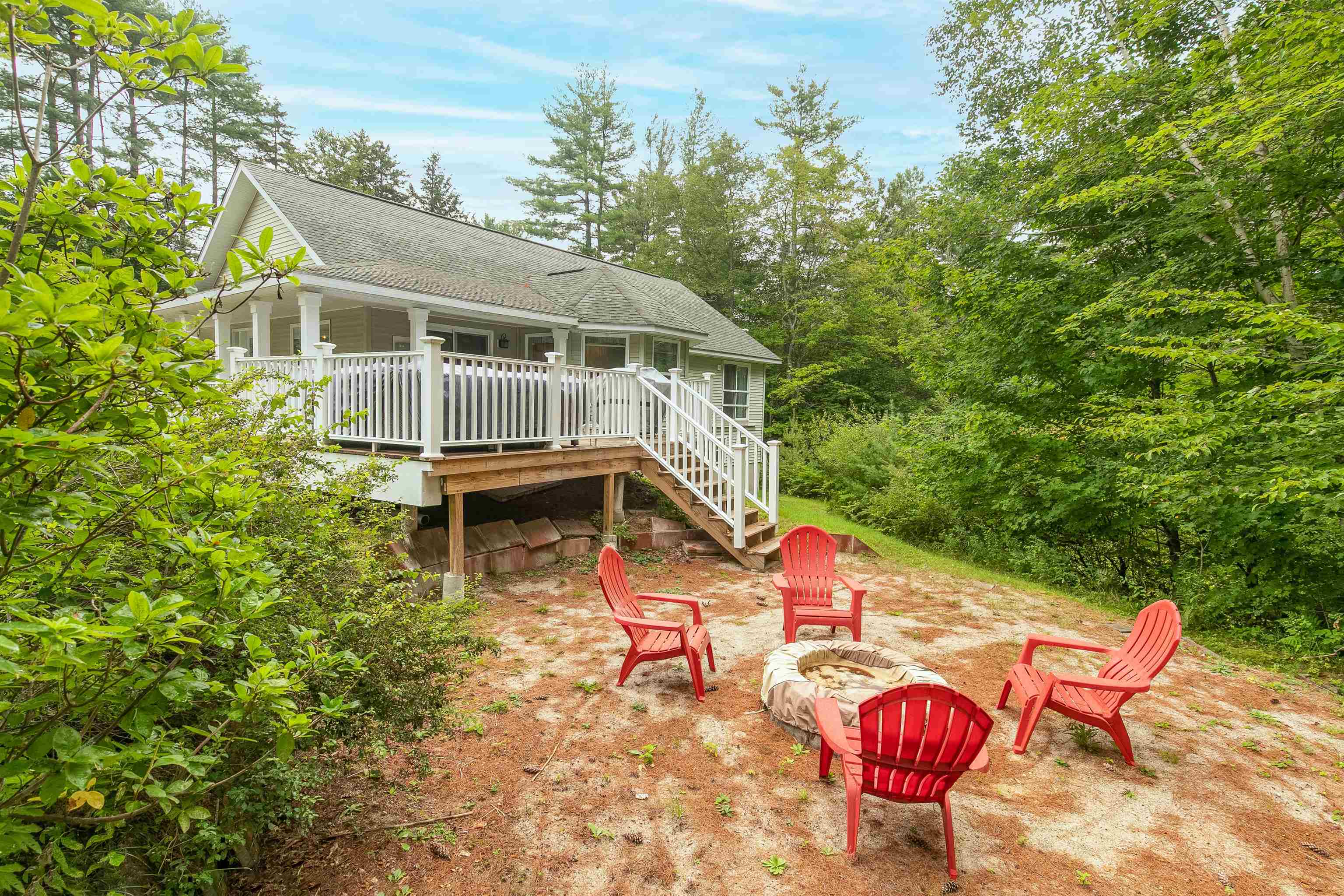 50 Sioux Path Sunapee, NH 03782 - Photo 3 of 37 Gallery Image 3