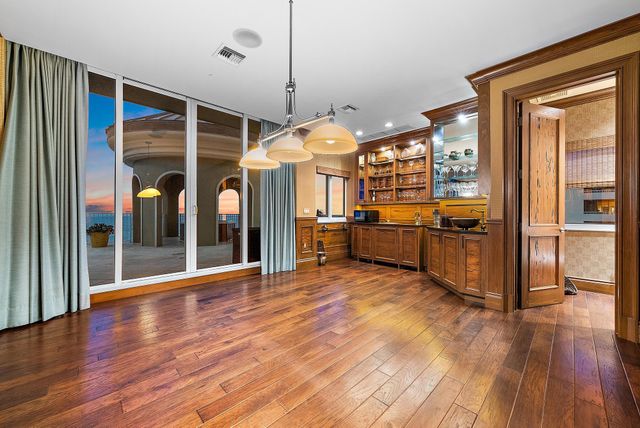 $4,850,000 | 5310 North Ocean Drive, Unit PH1201, Singer Island, FL 33404