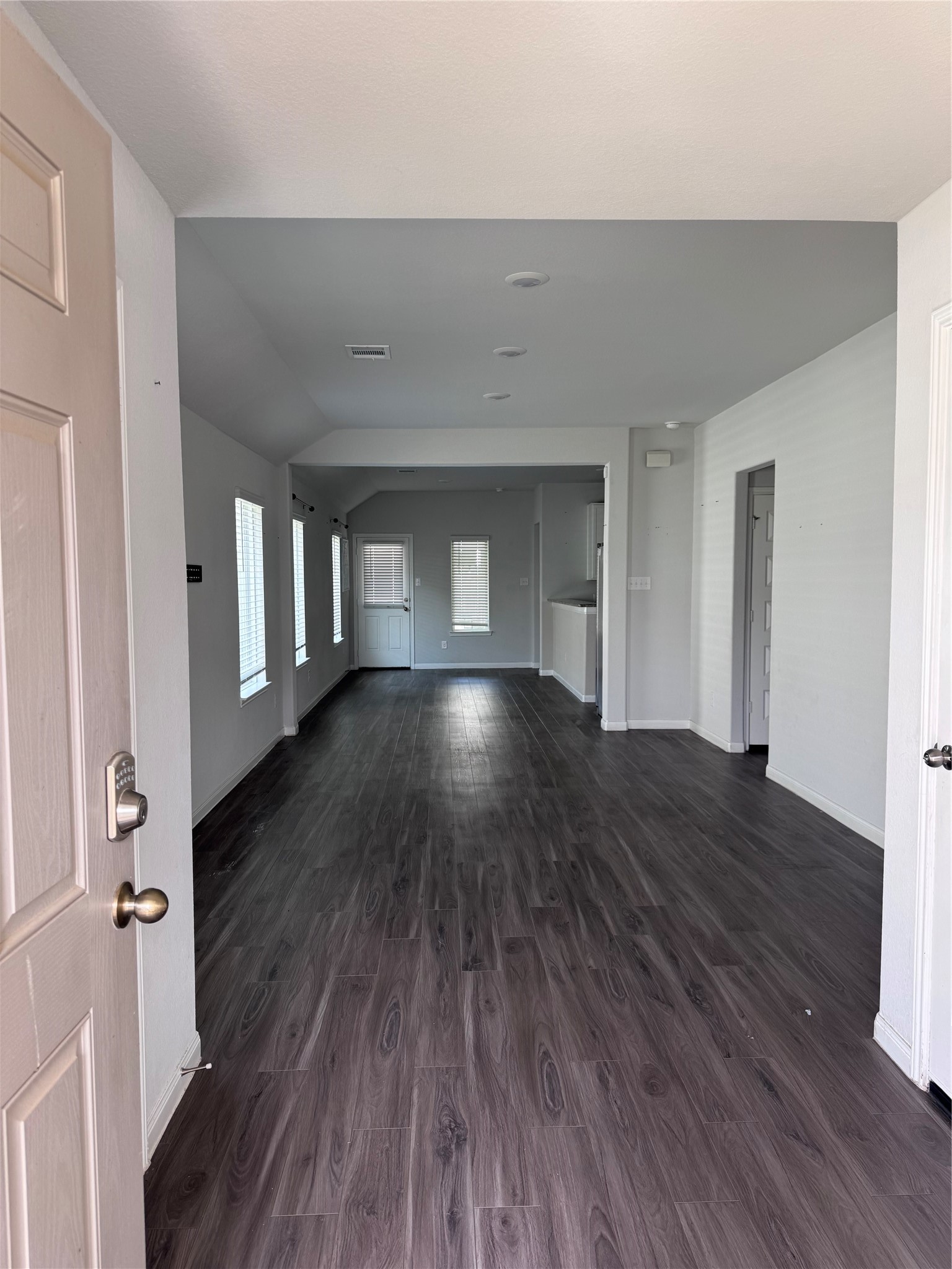 2217 Middle Rdg Drive Conroe, TX 77301 - Photo 3 of 15
