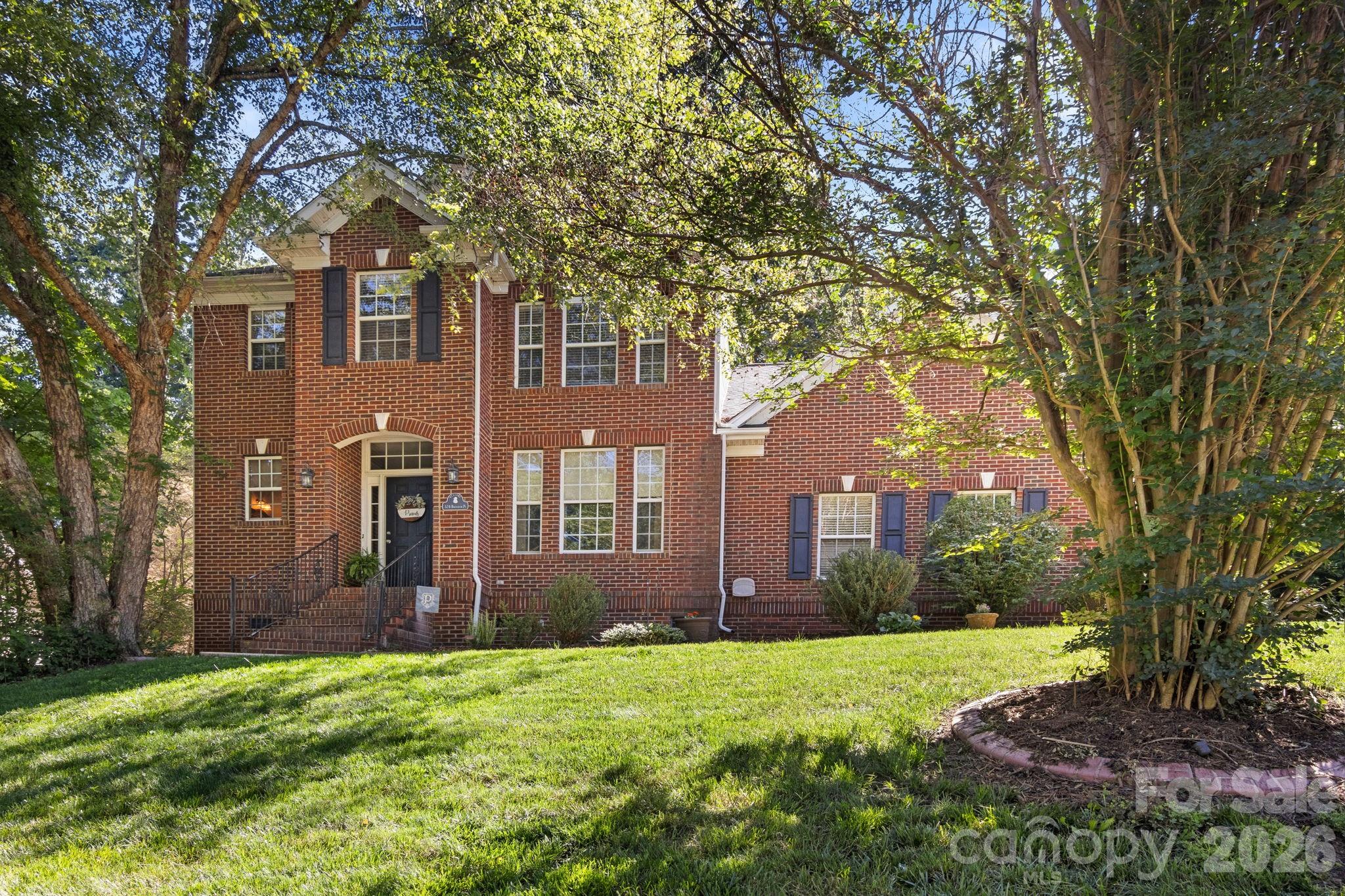 324 Brixham Place Fort Mill, SC 29708 - Photo 2 of 33