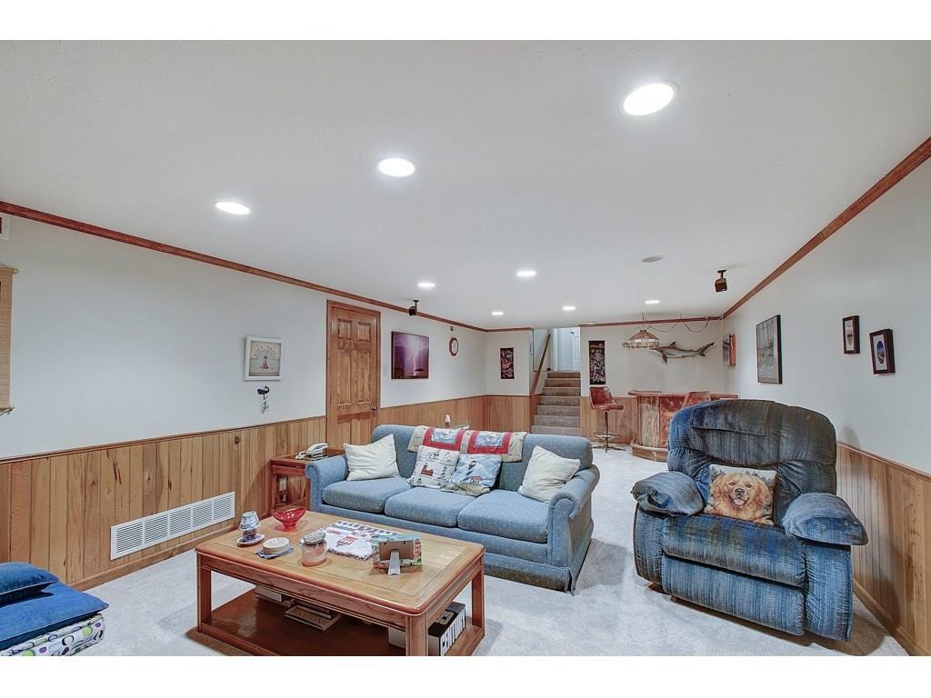 1704 Sturbridge Road Indianapolis, IN 46260 - Photo 19 of 26 Gallery Image 19