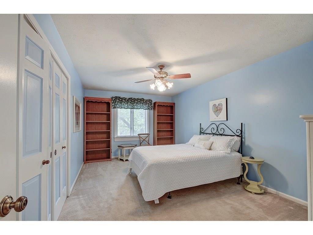 1704 Sturbridge Road Indianapolis, IN 46260 - Photo 10 of 26 Gallery Image 10