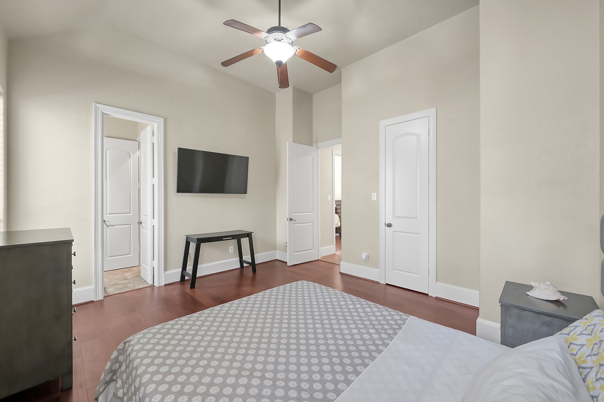 22742 Timberlake Creek Road Tomball, TX 77377 - Photo 36 of 50 a bedroom with a bed and a dresser