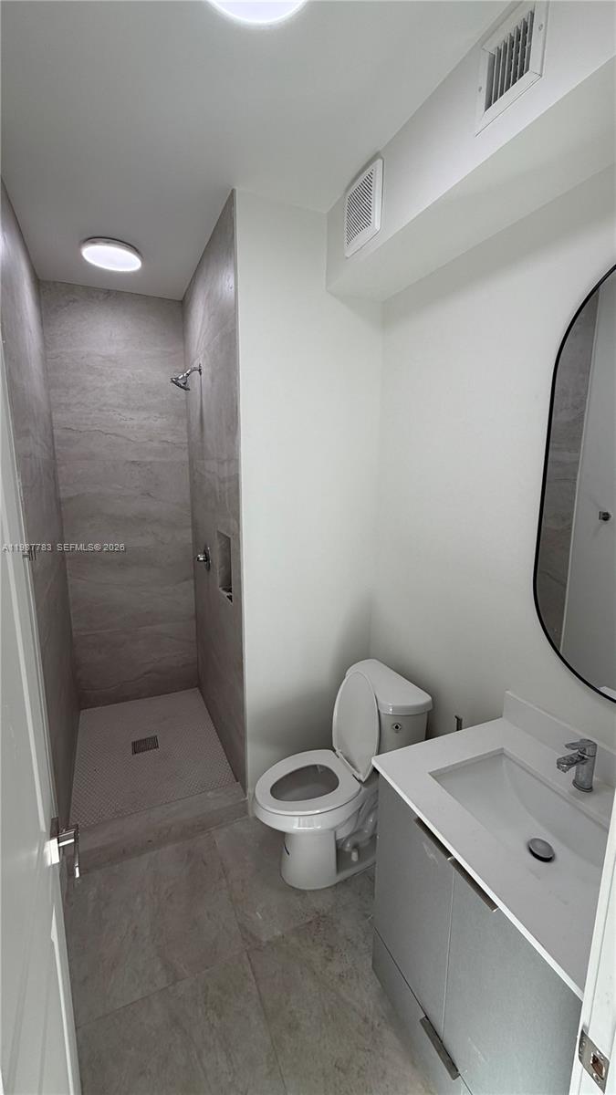102 Southwest Sw Place Miami, FL 33157 - Photo 3 of 21 Photo 3