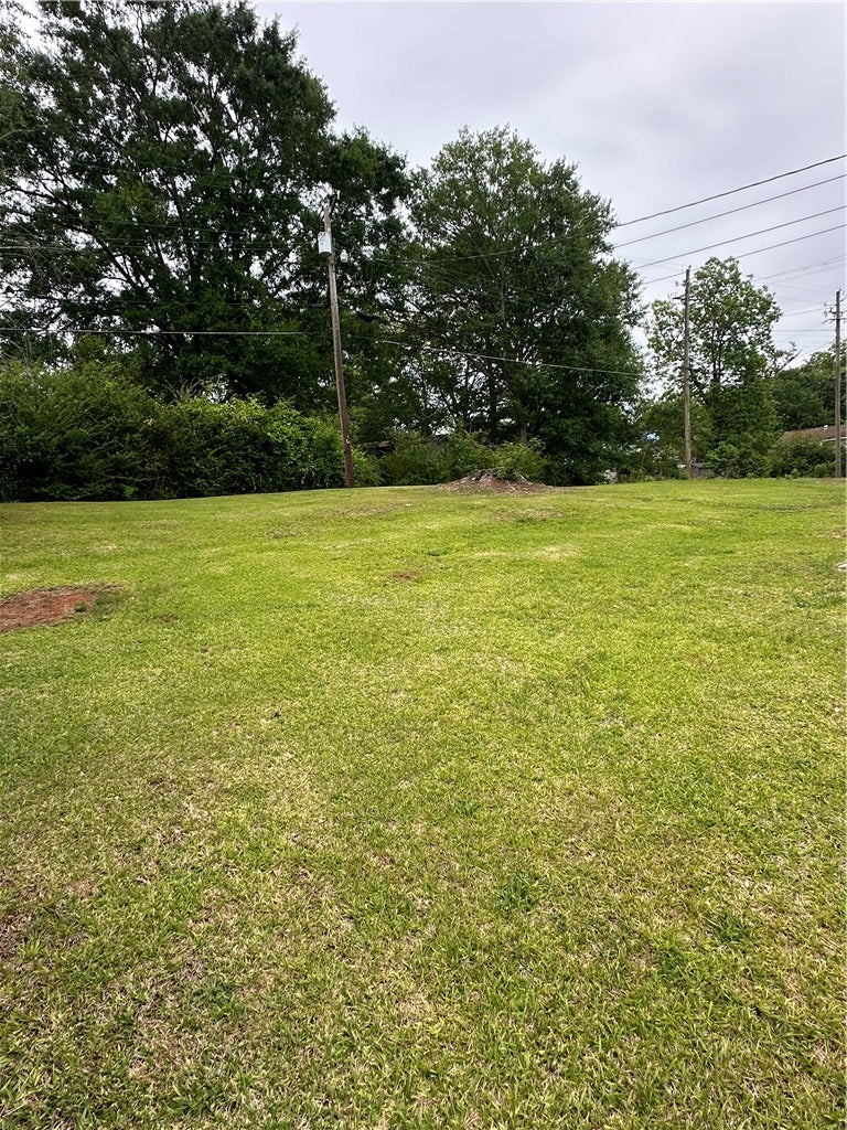 209 Combs Street Valley, AL 36854 - Photo 12 of 13 Gallery Image 12