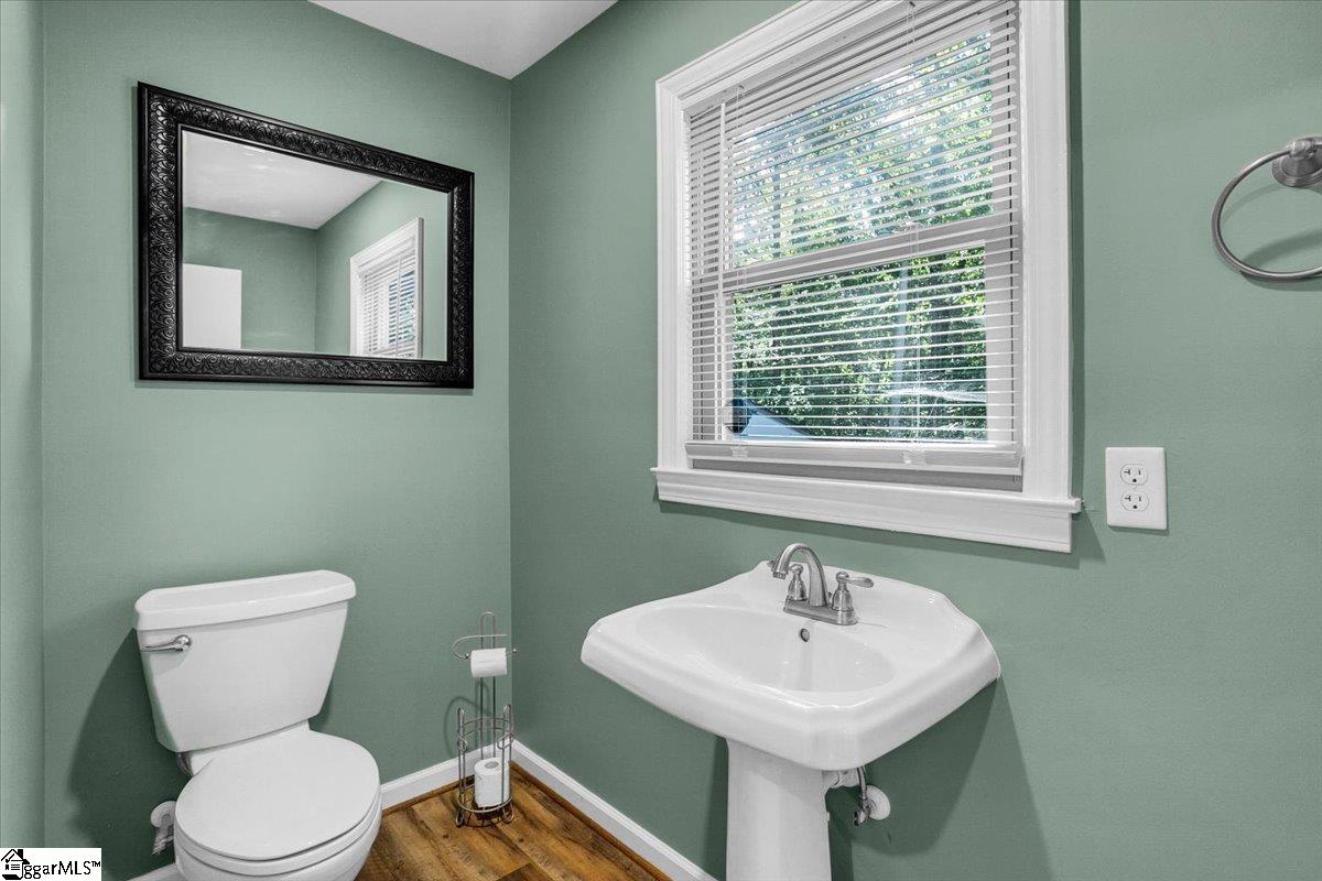 303 Woodbluff Road Laurens, SC 29360 - Photo 11 of 27 Gallery Image 11