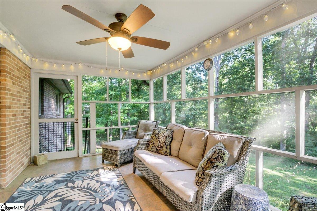303 Woodbluff Road Laurens, SC 29360 - Photo 13 of 27 Gallery Image 13
