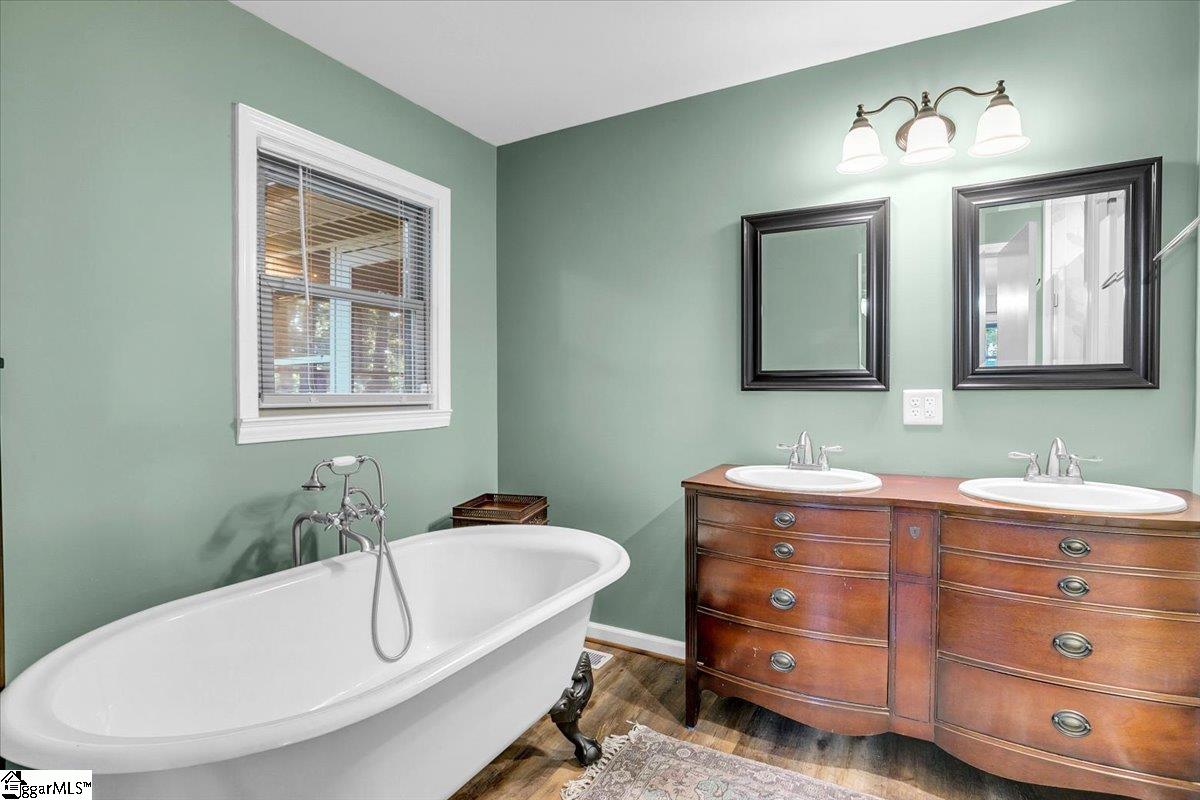 303 Woodbluff Road Laurens, SC 29360 - Photo 26 of 27 Gallery Image 26