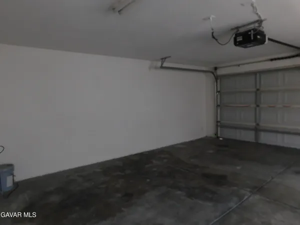 $2,100 | 8312 Tamarack Avenue, California City, CA 93505