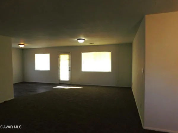 $1,900 | 8312 Tamarack Avenue, California City, CA 93505