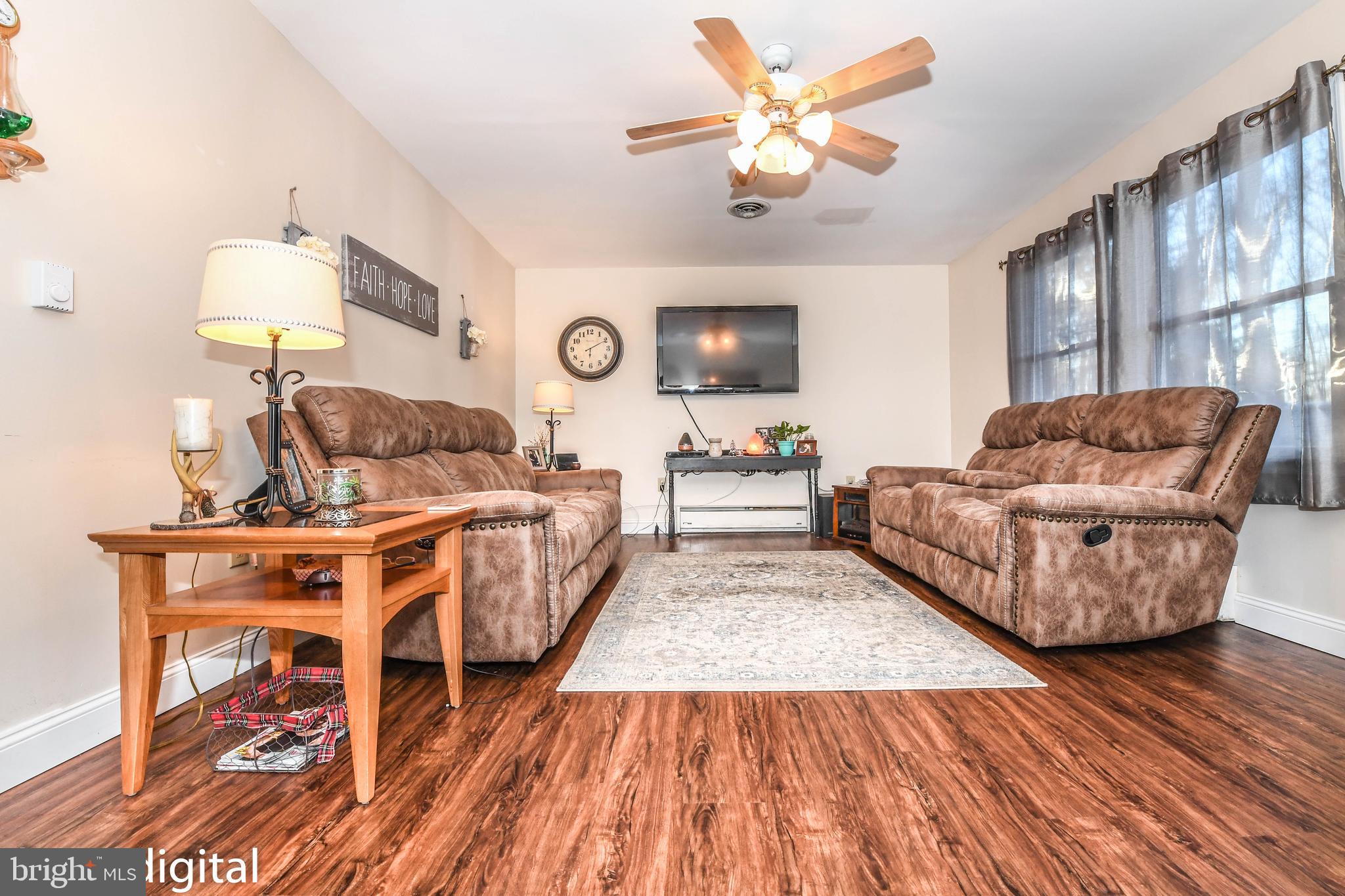 7809 Emerson Burrier Road Mount Airy, MD 21771 - Photo 6 of 41 Gallery Image 6