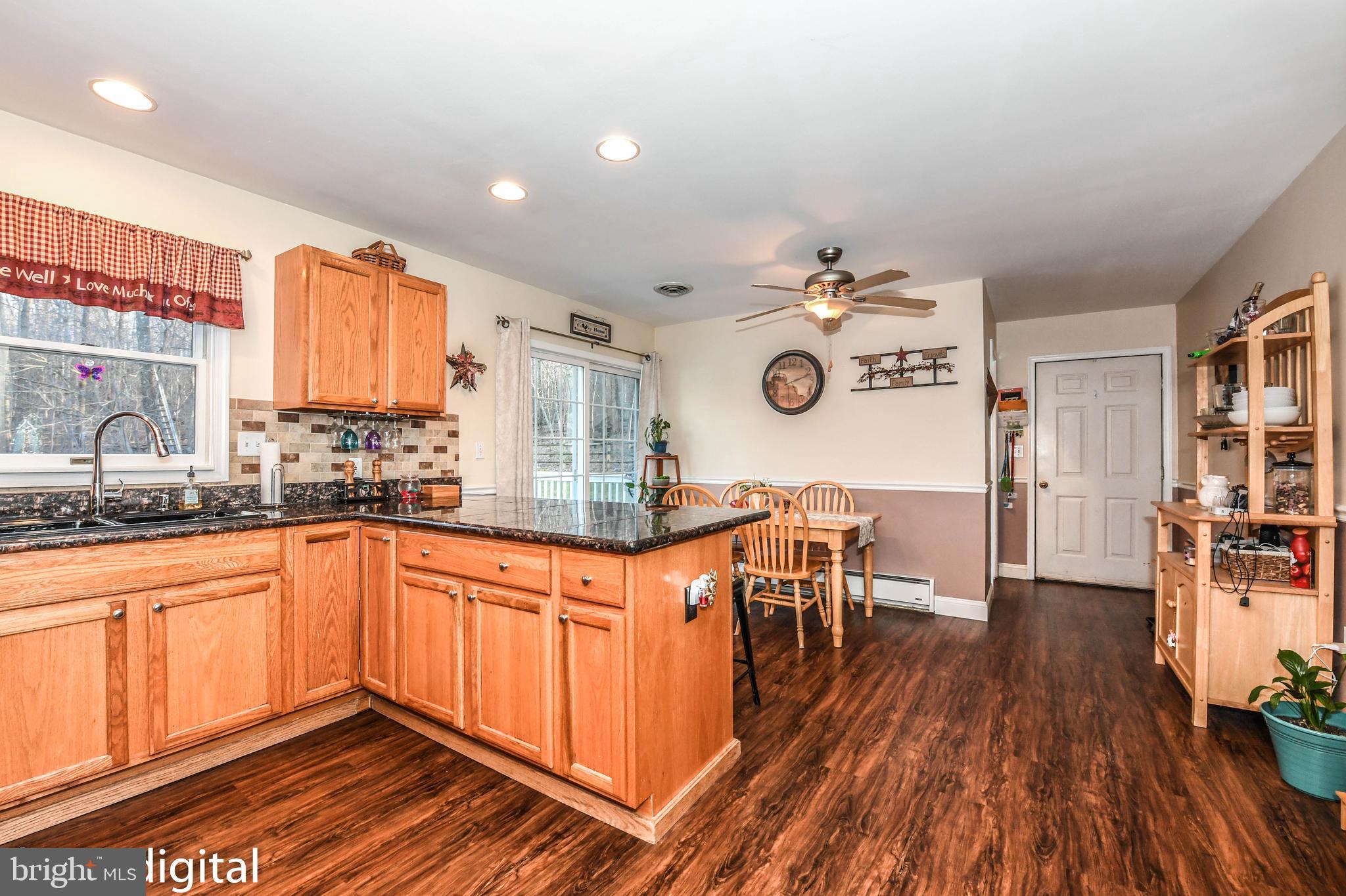 7809 Emerson Burrier Road Mount Airy, MD 21771 - Photo 9 of 41 Gallery Image 9