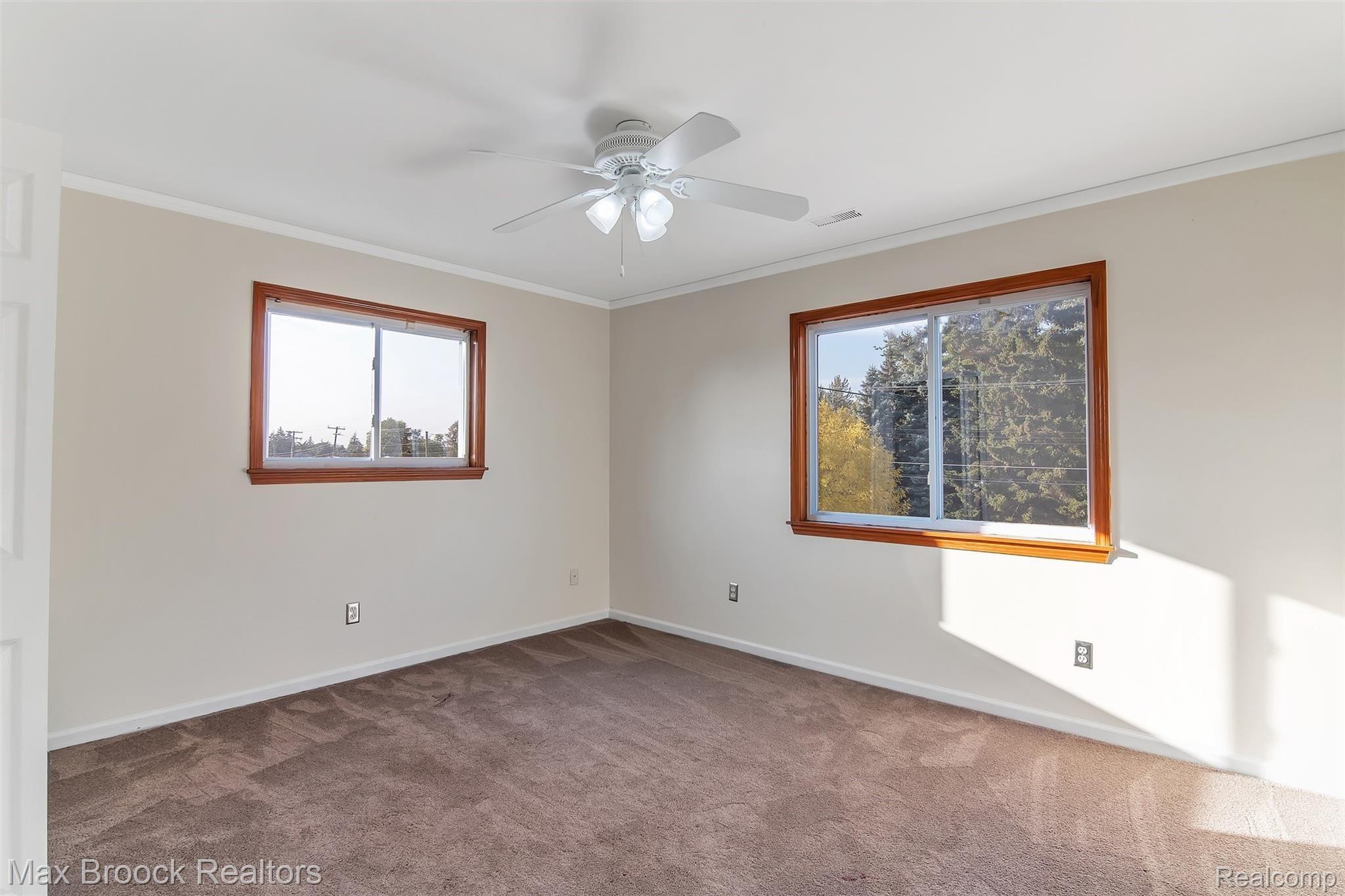 2200 Lindell Road Sterling Heights, MI 48310 - Photo 21 of 30 24-2200 Lindell Rd -windowstill-rea.jpg