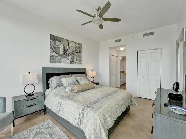 $5,500 | 625 Casa Loma Boulevard, Unit PH06, Boynton Beach, FL 33435