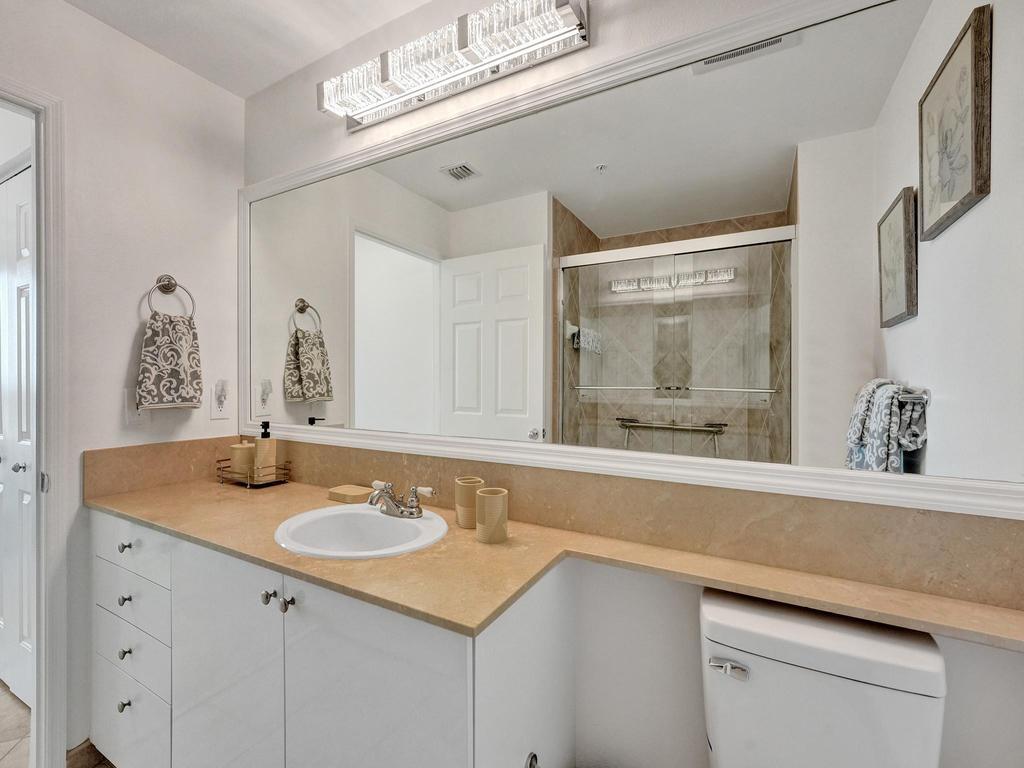 625 Casa Loma Boulevard, Unit PH06 Boynton Beach, FL 33435 - Photo 20 of 45 RJP02435