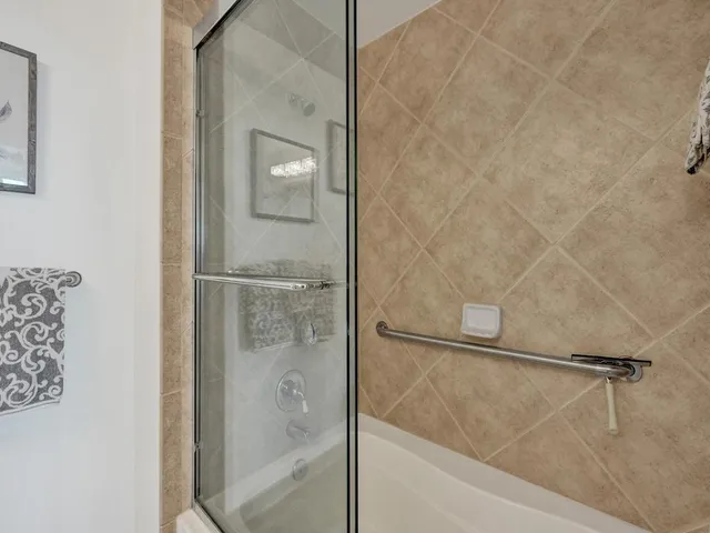 $5,500 | 625 Casa Loma Boulevard, Unit PH06, Boynton Beach, FL 33435