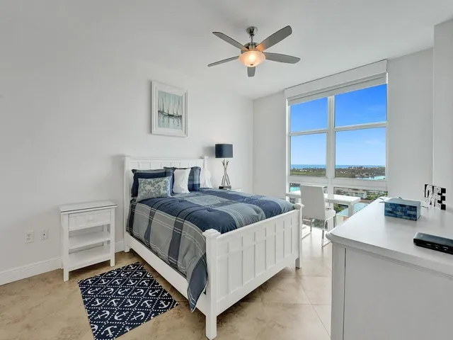 $5,500 | 625 Casa Loma Boulevard, Unit PH06, Boynton Beach, FL 33435