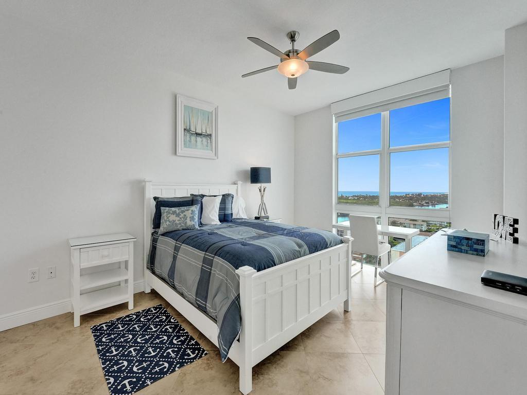 625 Casa Loma Boulevard, Unit PH06 Boynton Beach, FL 33435 - Photo 23 of 45 RJP02372