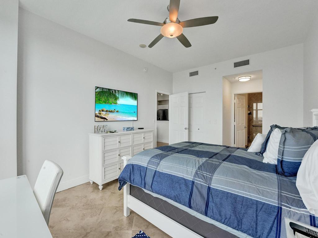 625 Casa Loma Boulevard, Unit PH06 Boynton Beach, FL 33435 - Photo 25 of 45 RJP02381