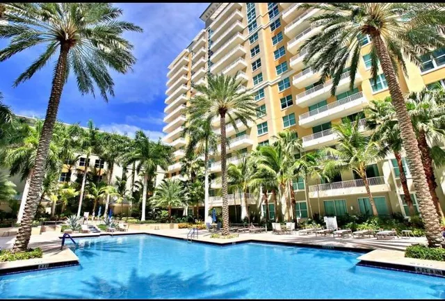 $5,500 | 625 Casa Loma Boulevard, Unit PH06, Boynton Beach, FL 33435