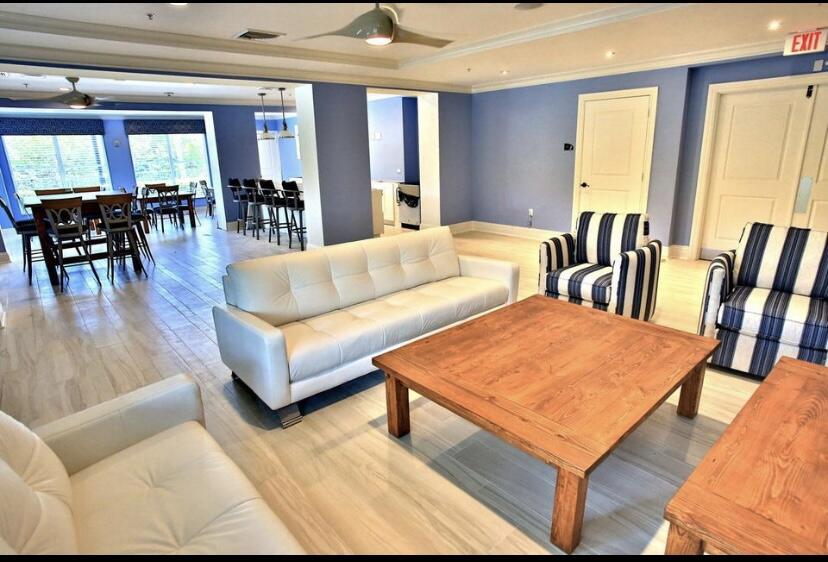 625 Casa Loma Boulevard, Unit PH06 Boynton Beach, FL 33435 - Photo 37 of 45 IMG_5546