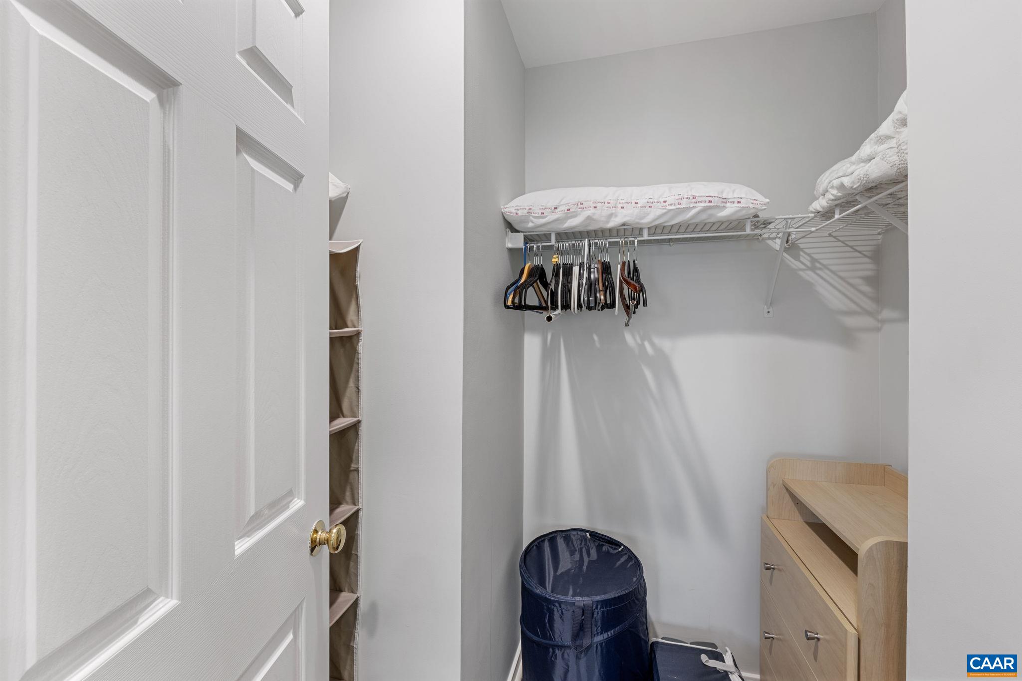 23 Trillium Cl Roseland, VA 22967 - Photo 22 of 48 a view of entryway with furniture