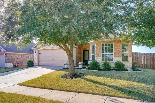 $290,000 | 504 Bailer Drive, Crowley, TX 76036