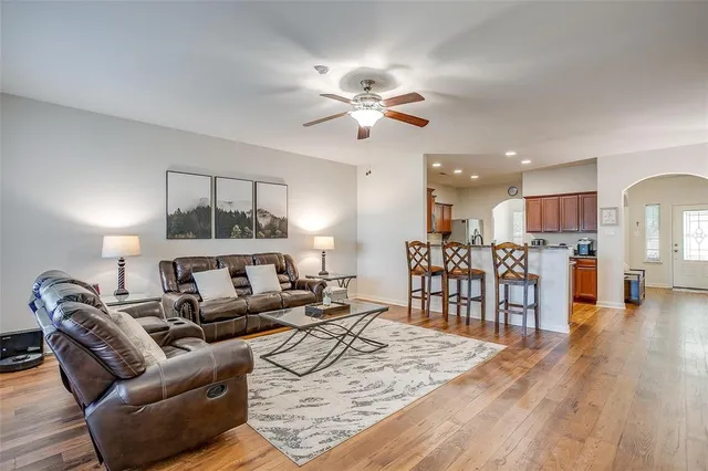 $290,000 | 504 Bailer Drive, Crowley, TX 76036