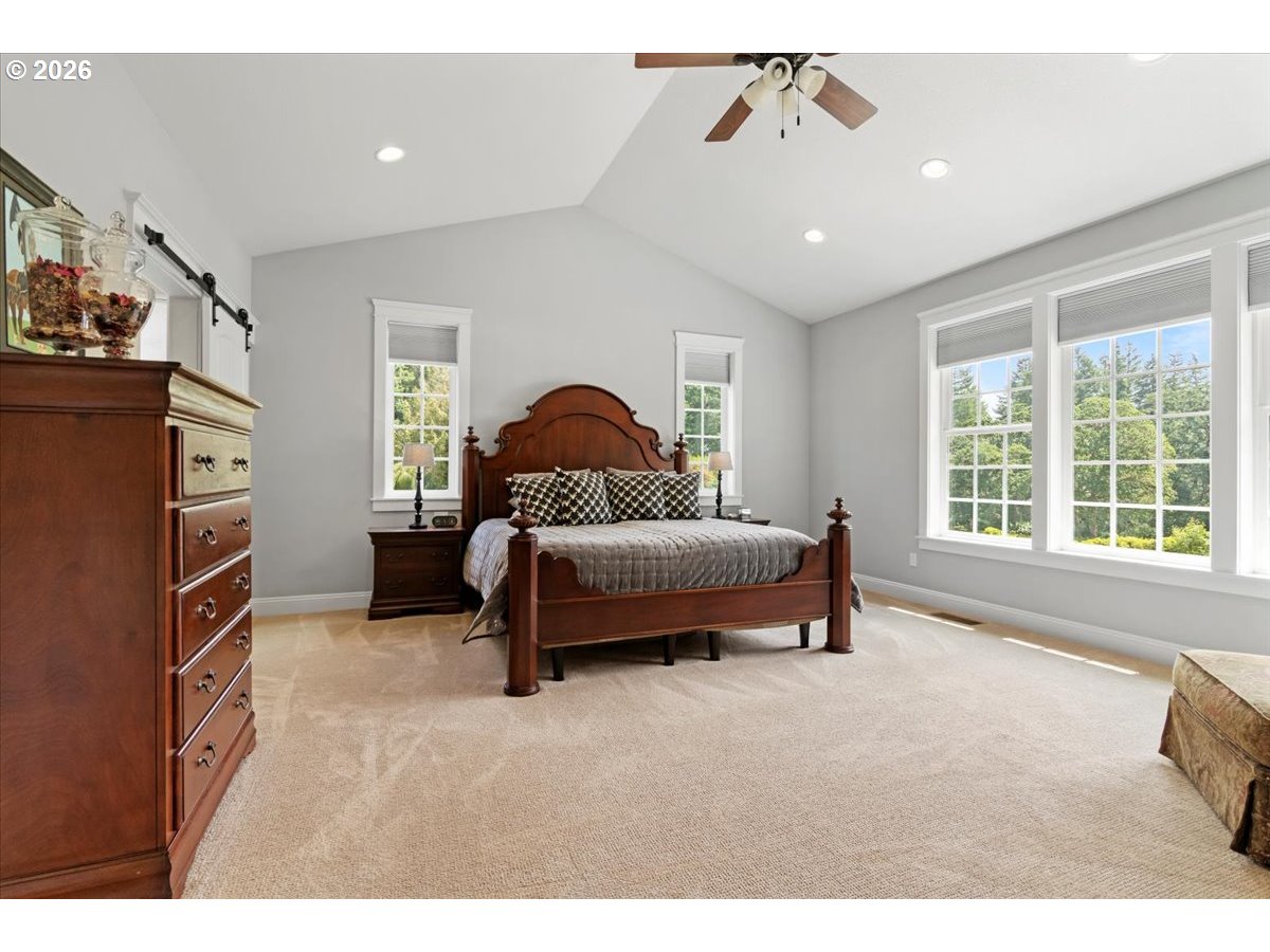 4398 Croisan Ridge Way South Salem, OR 97302 - Photo 22 of 47