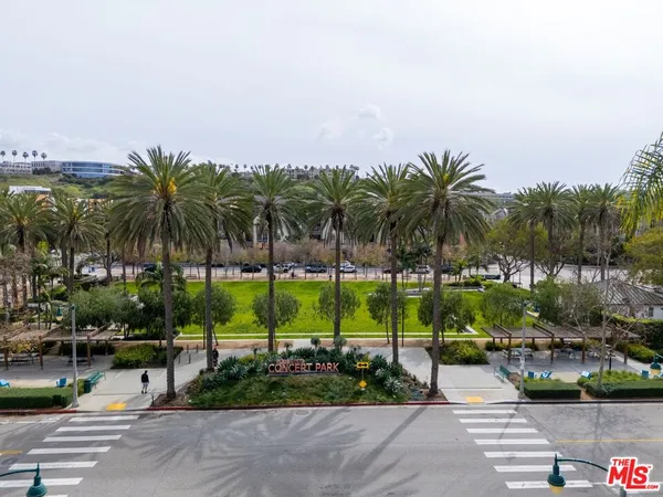 $1,260,000 | 6020 South Seabluff Drive, Unit 127, Playa Vista, CA 90094