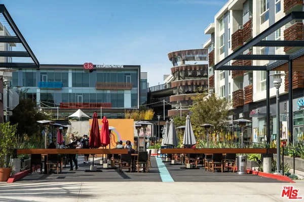 $1,260,000 | 6020 South Seabluff Drive, Unit 127, Playa Vista, CA 90094