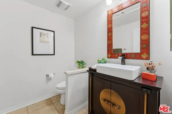$1,260,000 | 6020 South Seabluff Drive, Unit 127, Playa Vista, CA 90094