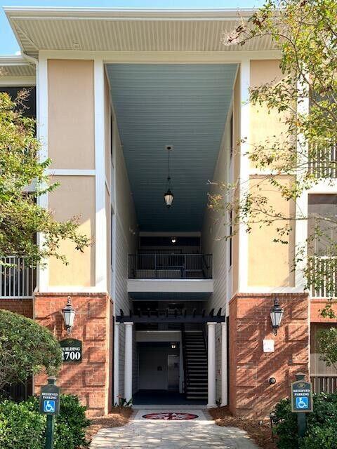 1709 Basildon Bldg Entrance