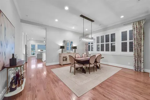 $1,225,000 | 310 West 18th Street, Houston, TX 77008