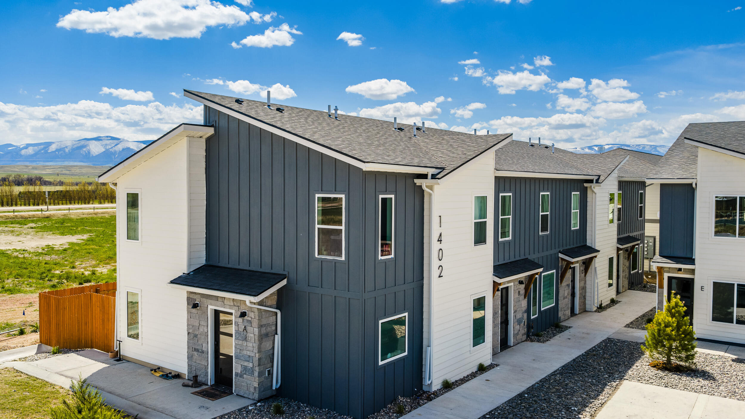 1402 Windsor Drive, Unit E Ranchester, WY 82839 - Photo 5 of 30 1402 windsor 16