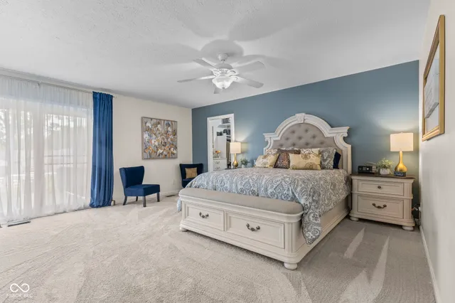 $595,000 | 32 Raesta Drive, Mooresville, IN 46158