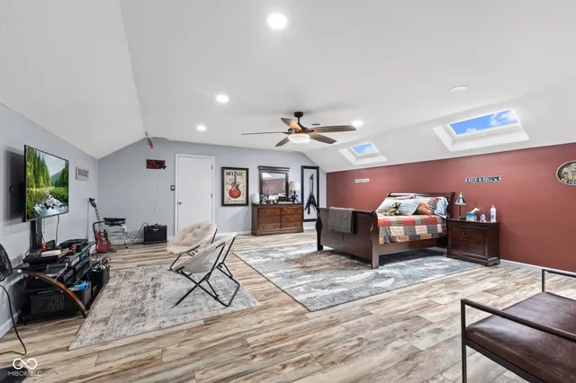 $595,000 | 32 Raesta Drive, Mooresville, IN 46158